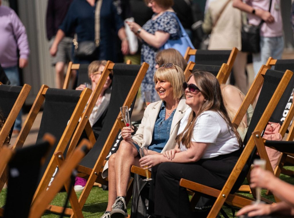 What's On 2 What's On 1